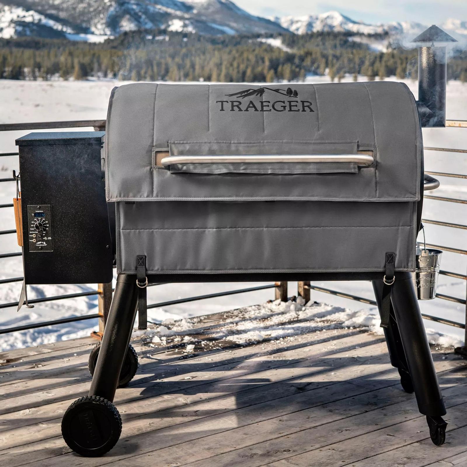 traeger-insulation-blanket-pro-34-lifestyle