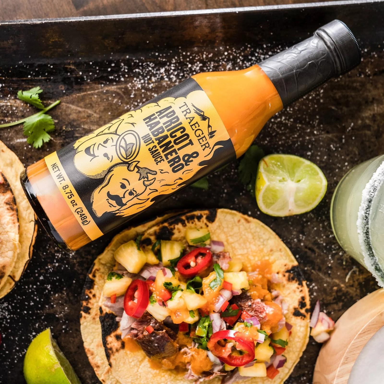 traeger-apricot-habanero-hot-sauce-lifestyle-taco