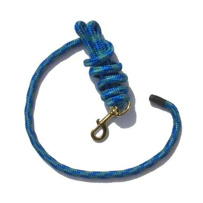 content/products/The Epic Animal Two-Tone Poly Lead Rope w/ Brass Plated Bolt Snap - 5/8" X 9'