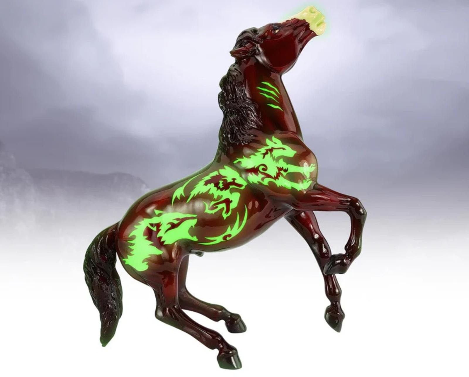 beowulf-2024-halloween-horse-model-breyer-251739_870x700