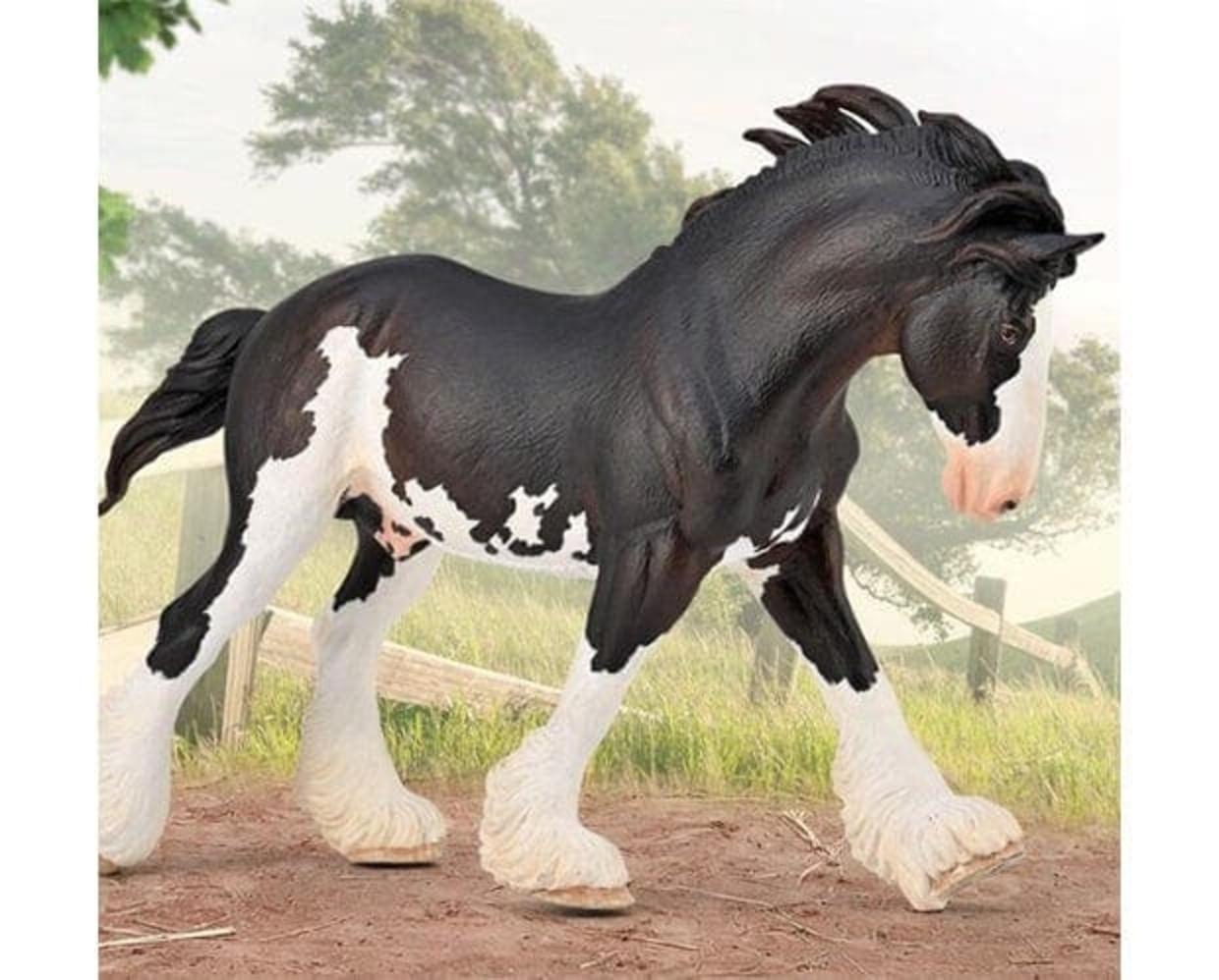 clydesdale-stallion-black-sabino-model-breyer-776169_620x499