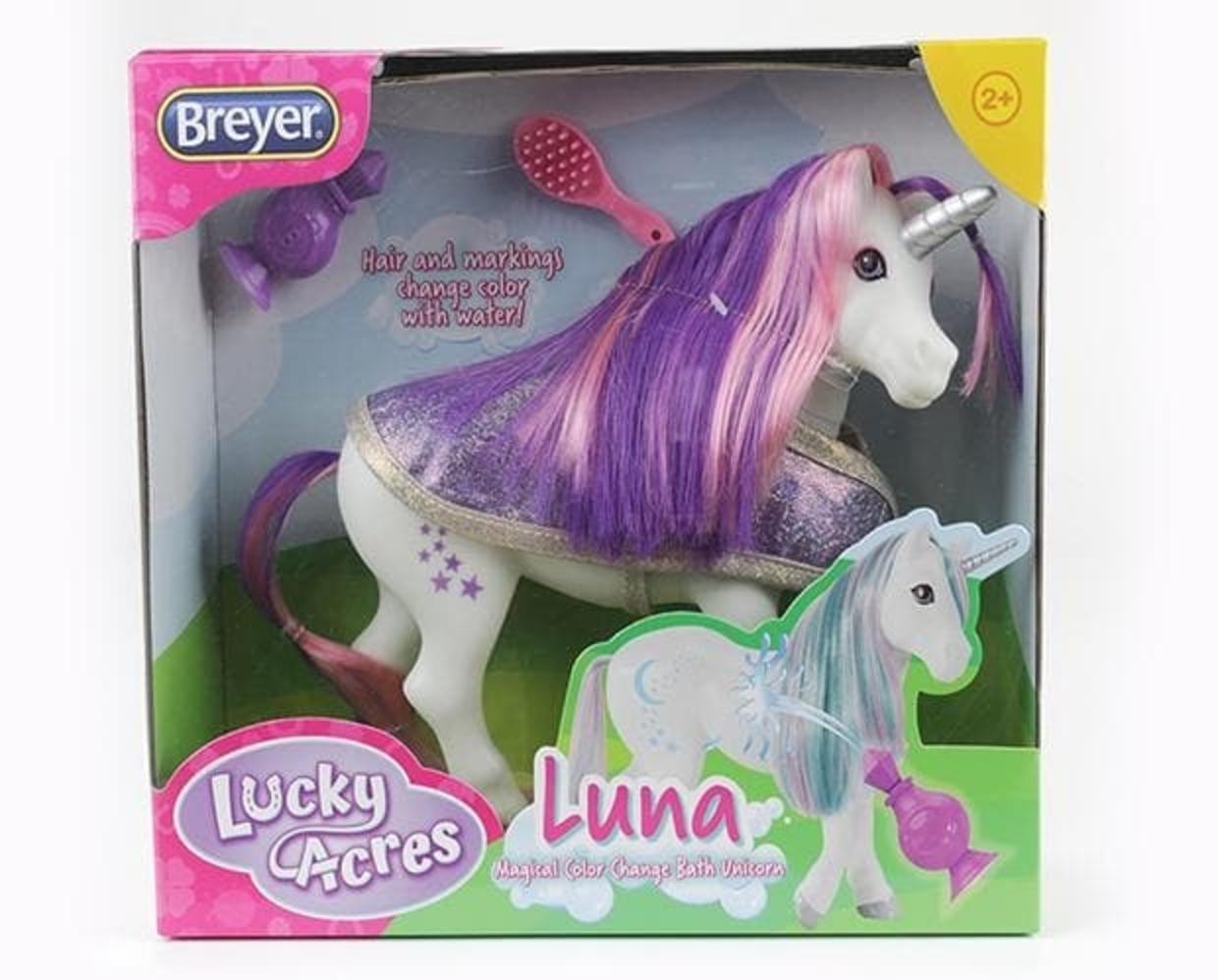 luna-bath-time-unicorn-model-breyer-451819_620x499