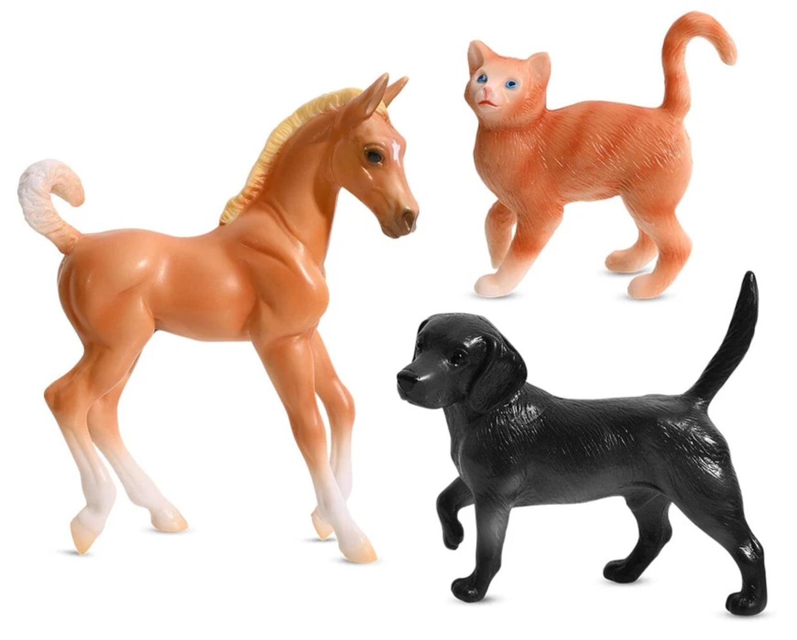 mobile-rescue-care-clinic-model-breyer-546565_870x700