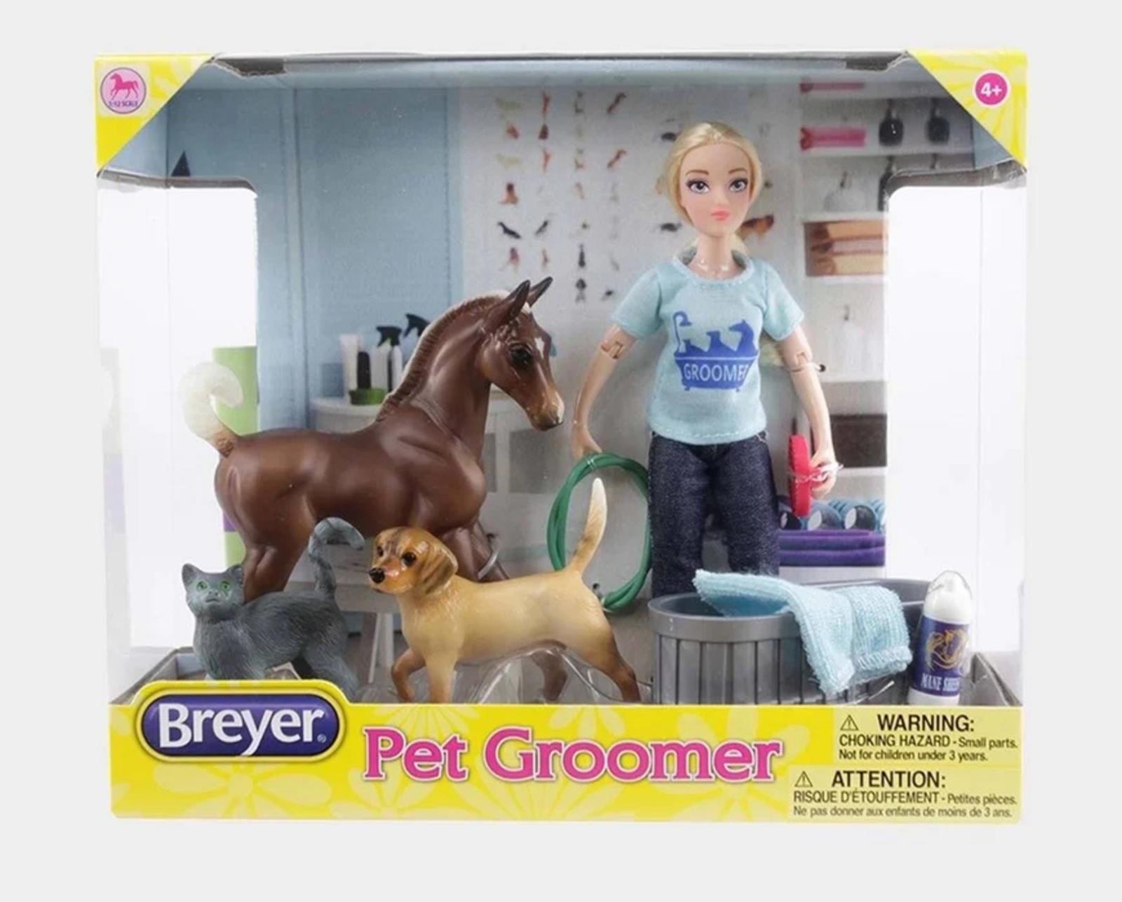 pet-groomer-model-breyer-814755_870x700