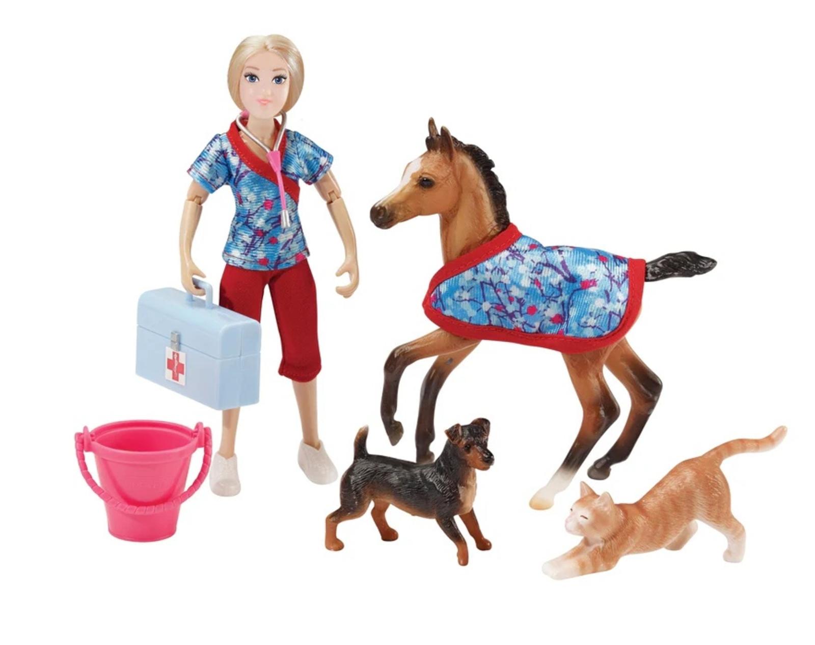 day-at-the-vet-model-breyer-353868_883x700