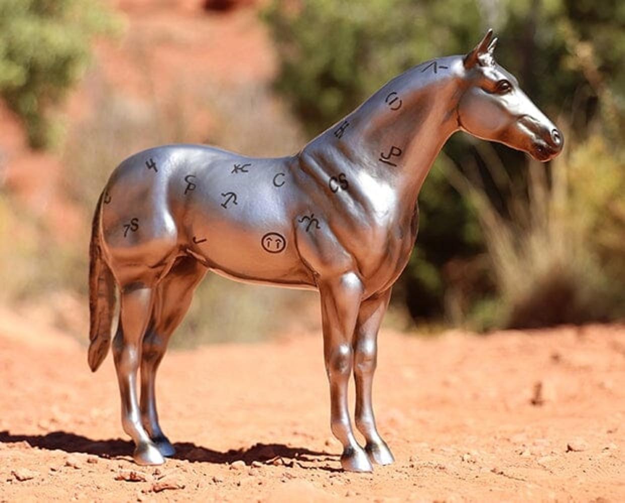 aqha-85th-anniversary-best-remuda-model-breyer-531060_620x499