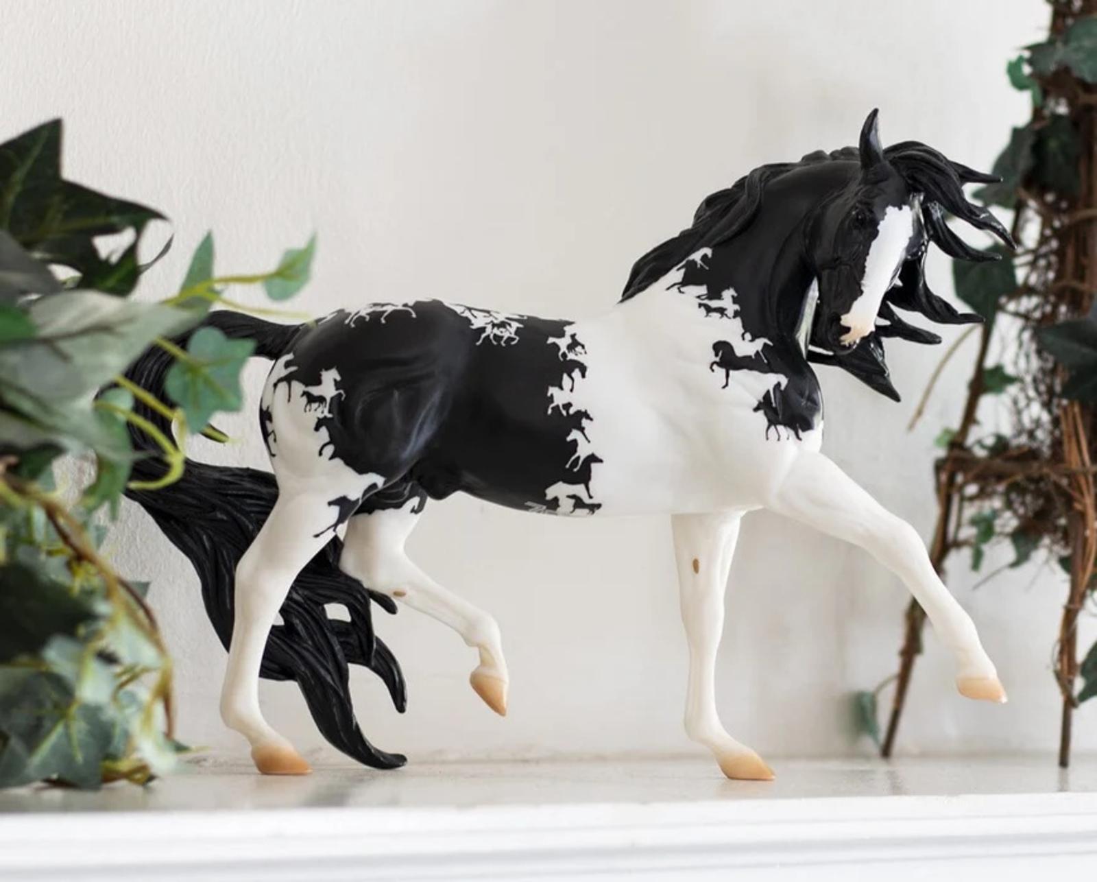 spanish-horse-breyer-75th-anniversary-model-breyer-825868_870x700