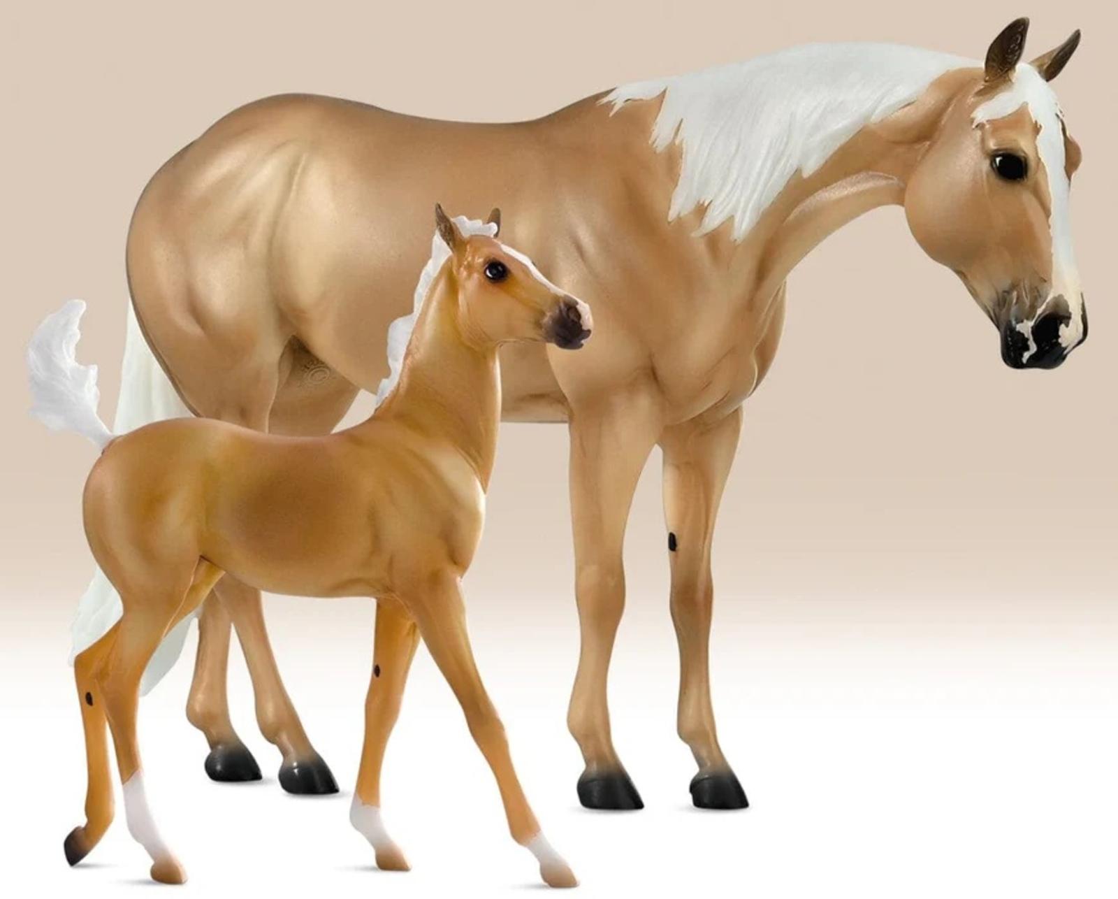 ebony-shines-and-charlize-quarter-horse-set-model-breyer-256538_870x700