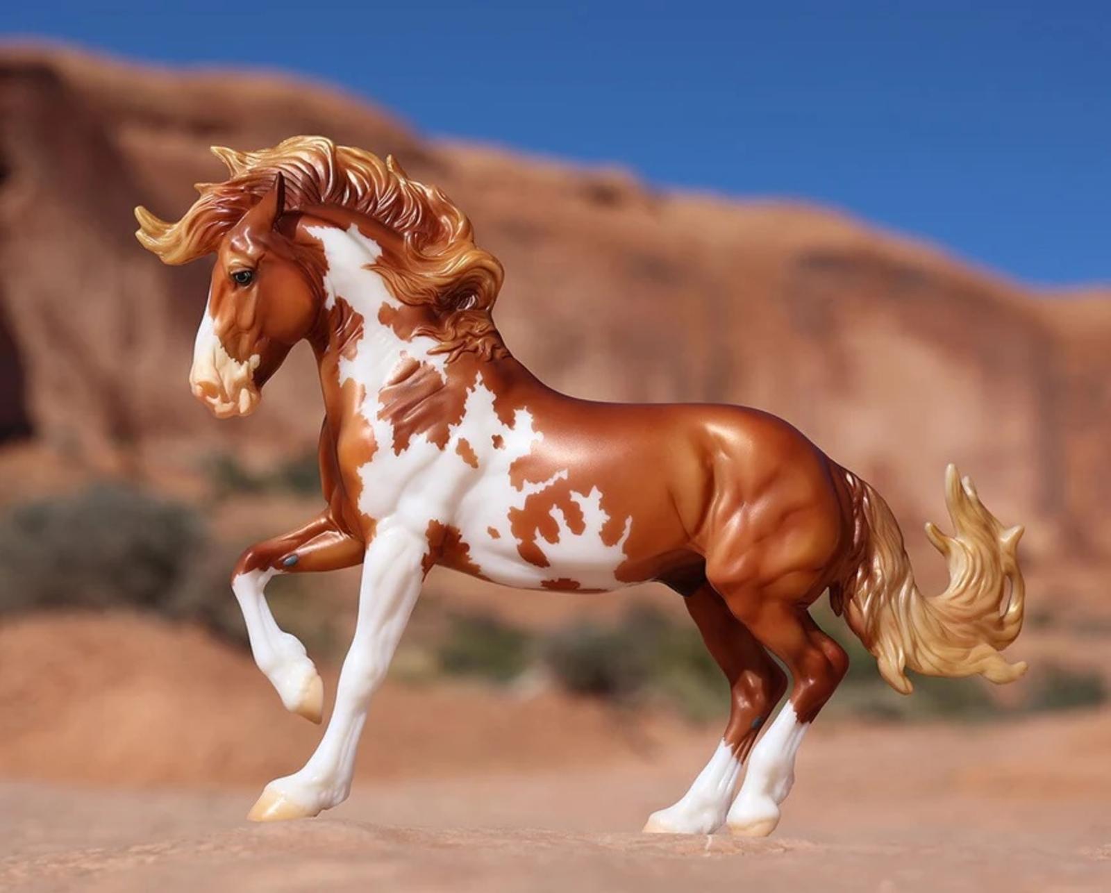 mojave-model-breyer-499883_870x700