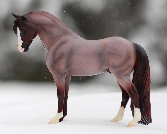 content/products/brookside-pink-magnum-model-breyer-301841_870x700