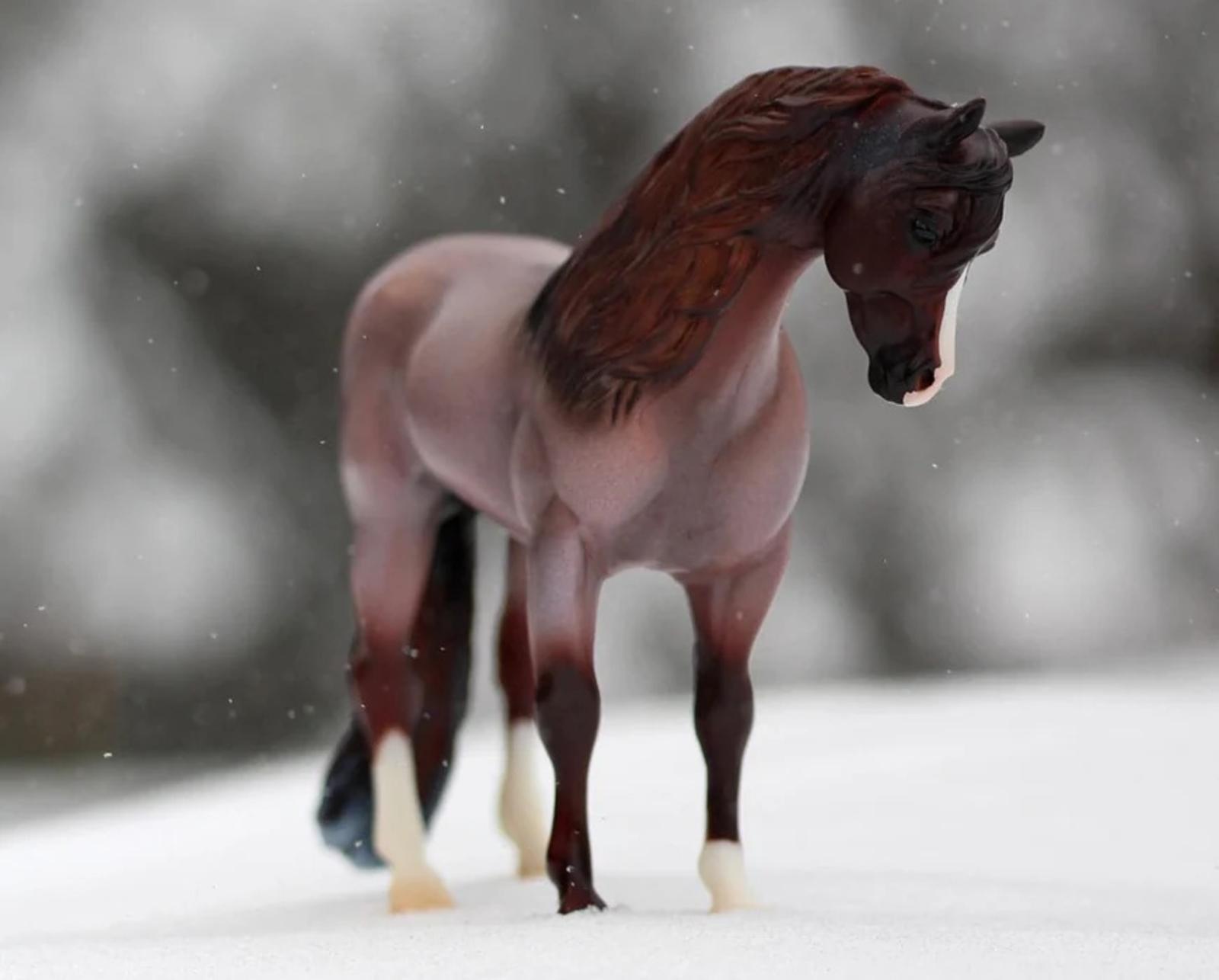 brookside-pink-magnum-model-breyer-330330_870x700