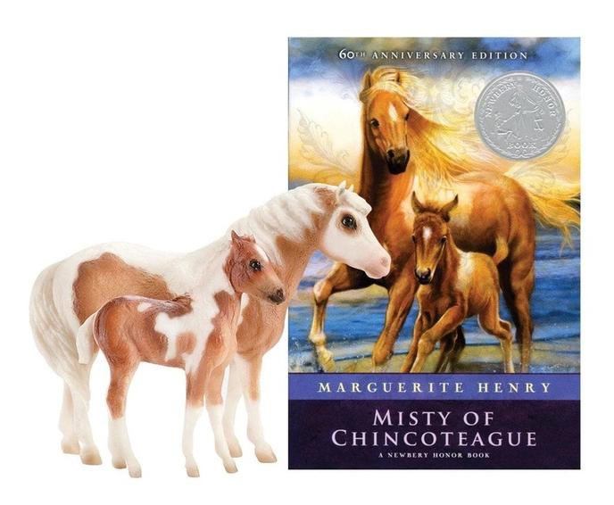 content/products/misty-stormy-models-and-book-set-model-breyer-972481_849x700