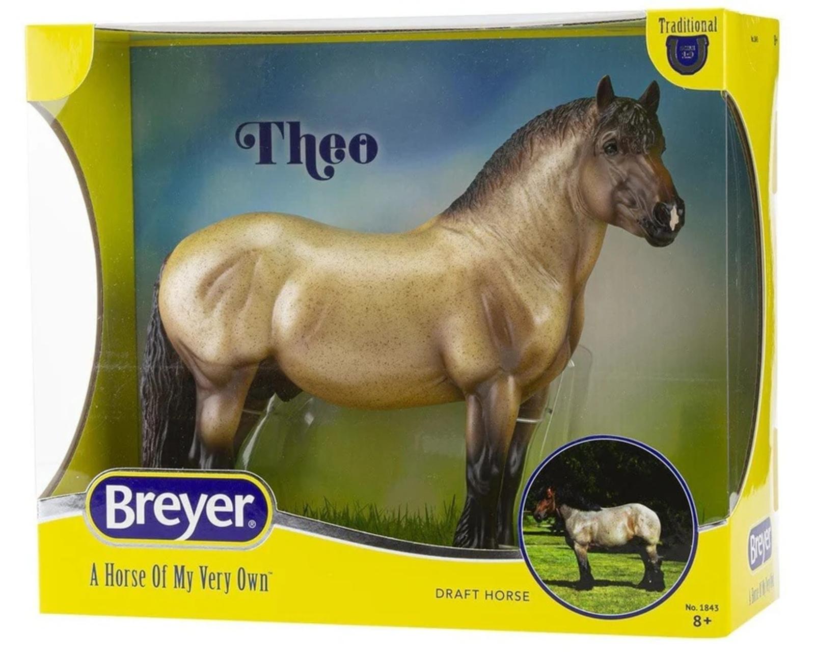 theo-model-breyer-385881_870x700