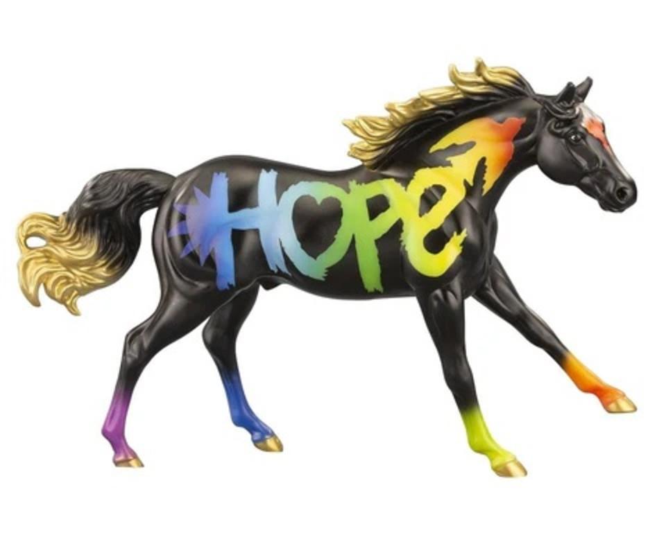 hope-2021-horse-of-the-year-retired-804617_857x689